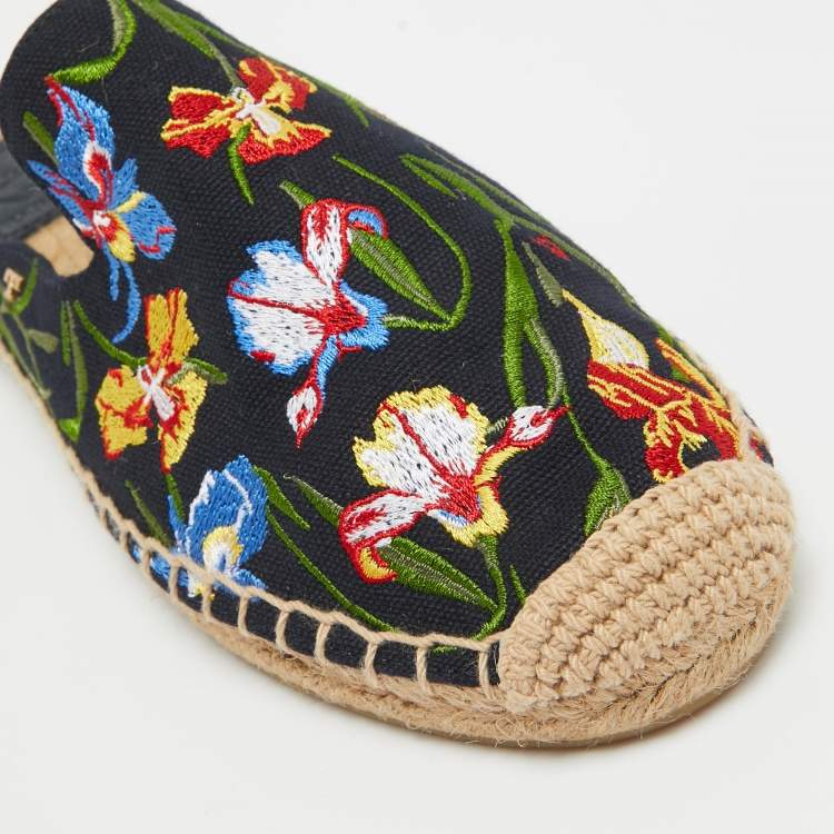 مملوكة مسبقًا Tory Burch Navy Blue Canvas Floral Espadrille Mules Size 38