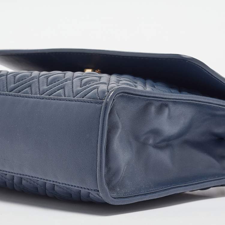 Pre Owned Tory Burch Navy Blue Quilted Leather Fleming Shoulder Bag