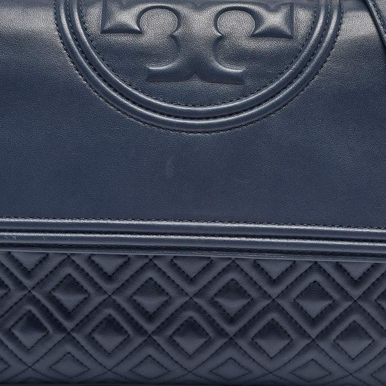Pre Owned Tory Burch Navy Blue Quilted Leather Fleming Shoulder Bag