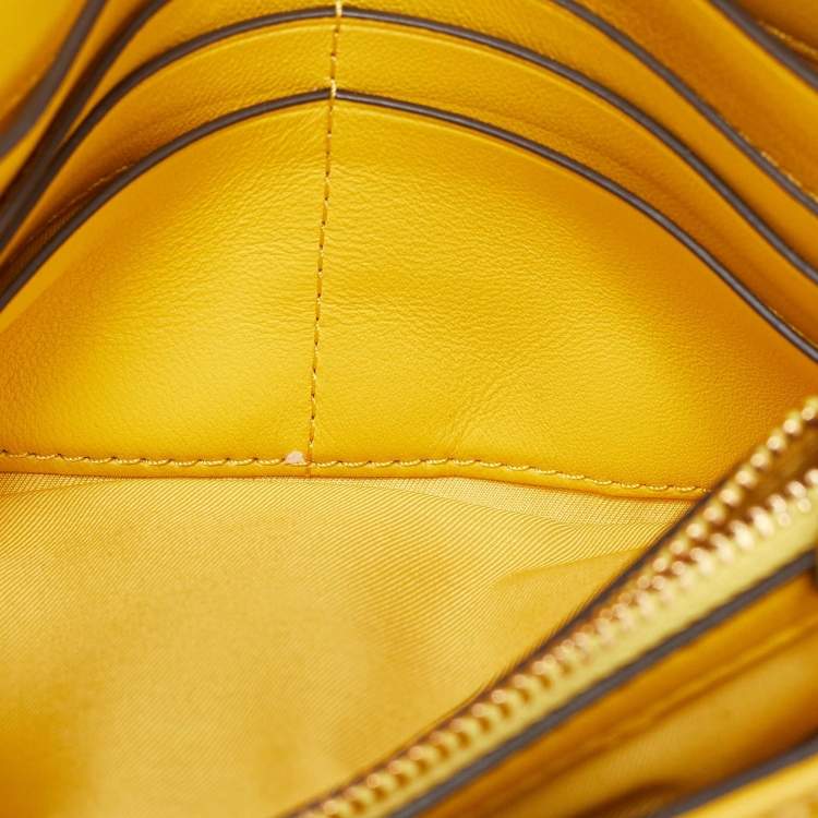 Pre Owned Tory Burch Yellow Leather Kira Crossbody Bag