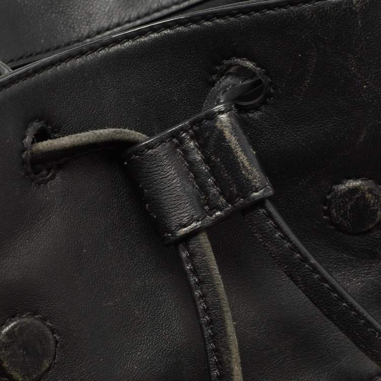 Pre Owned Tory Burch Black Quilted Leather Fleming Drawstring Backpack