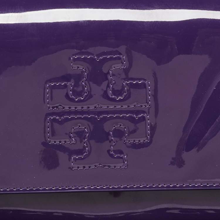 Pre Owned Tory Burch Purple Patent Leather Logo Embossed Flap Clutch Bag