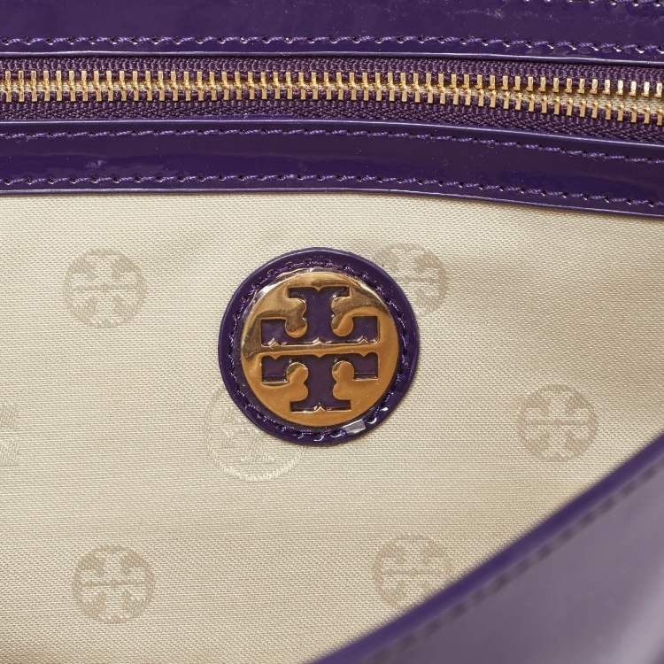 Pre Owned Tory Burch Purple Patent Leather Logo Embossed Flap Clutch Bag