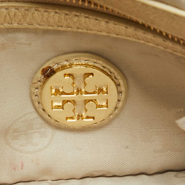 مملوكة مسبقًا Tory Burch Gold Leather Adalyn Chain Clutch