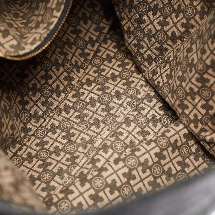 Pre Owned Tory Burch Black Iridescent Leather Logo Detail Hobo