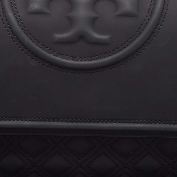 مملوكة مسبقًا Tory Burch Matte Black Rubber Medium Fleming Shoulder Bag