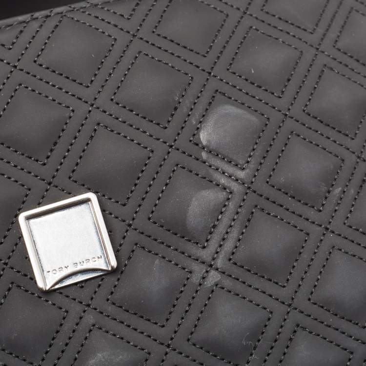 مملوكة مسبقًا Tory Burch Matte Black Rubber Medium Fleming Shoulder Bag