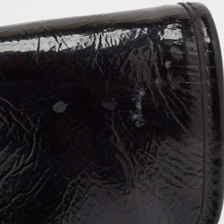 Pre Owned Tory Burch Black Crinkled Patent Leather Matthias Clutch