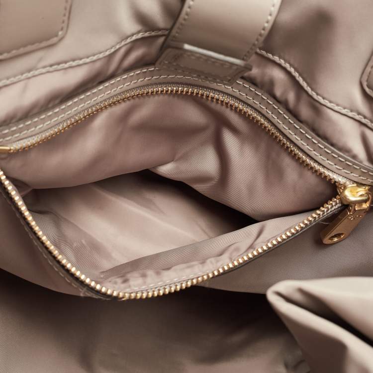 Pre Owned Tory Burch Beige Nylon and Leather Large Ella Tote