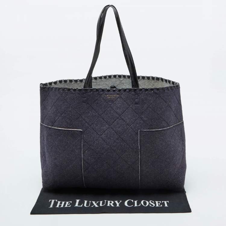 Pre Owned Tory Burch Navy Blue Felt Fabric and Patent Leather Block-T Shopper Tote