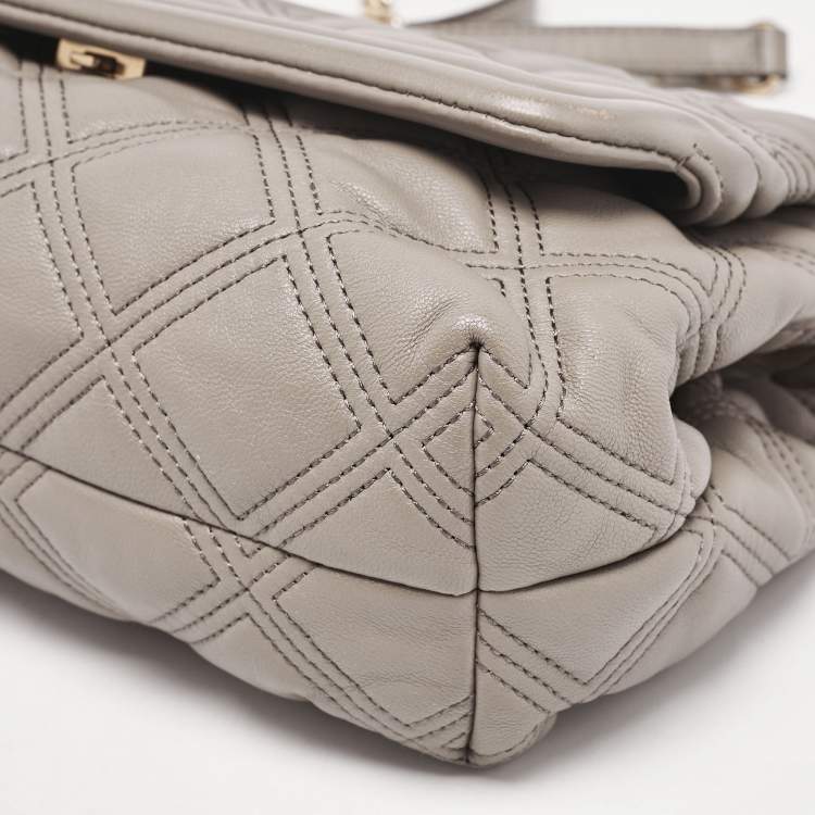 مملوكة مسبقًا Tory Burch Beige Quilted Leather Fleming Soft Shoulder Bag