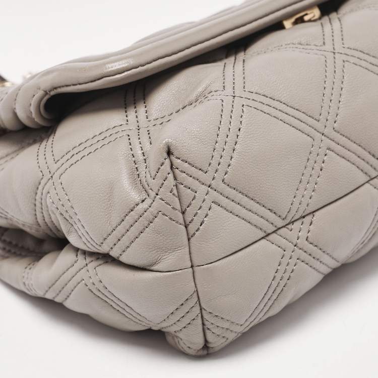 مملوكة مسبقًا Tory Burch Beige Quilted Leather Fleming Soft Shoulder Bag