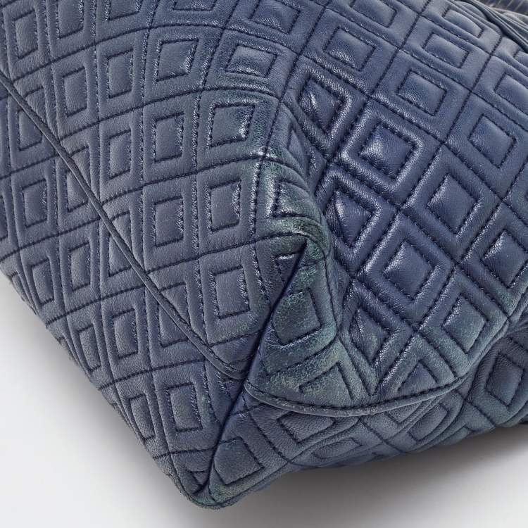 Pre Owned Tory Burch Navy Blue Quilted Leather Small Fleming Tote