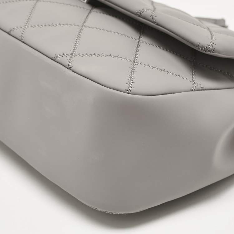 Pre Owned Tory Burch Grey Quilted Leather Willa Matte Shoulder Bag