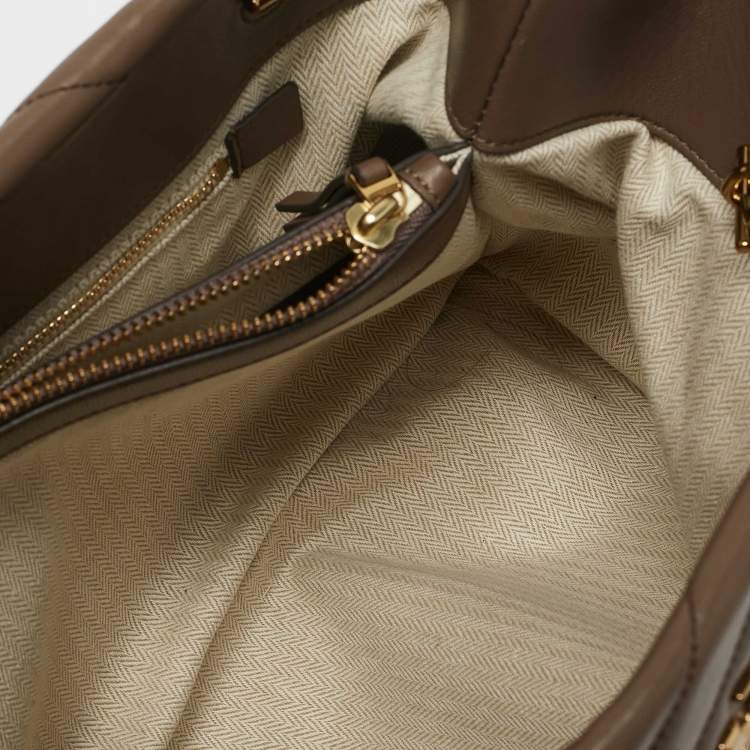 Pre Owned Tory Burch Beige Chevron Leather Kira Tote