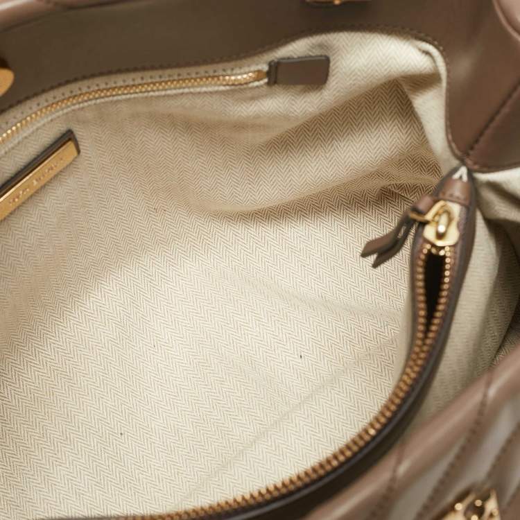 Pre Owned Tory Burch Beige Chevron Leather Kira Tote