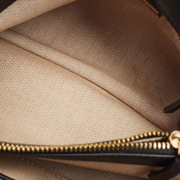 Pre Owned Tory Burch Black Chevron Leather Kira Convertible Shoulder Bag