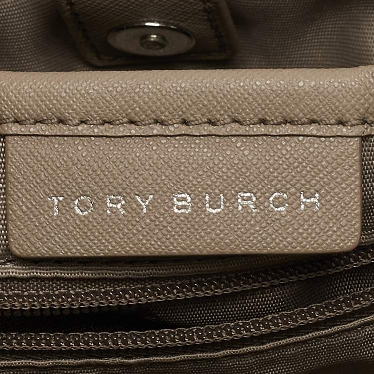 Pre Owned Tory Burch Beige/Silver Faux Leather Medium York Buckle Tote