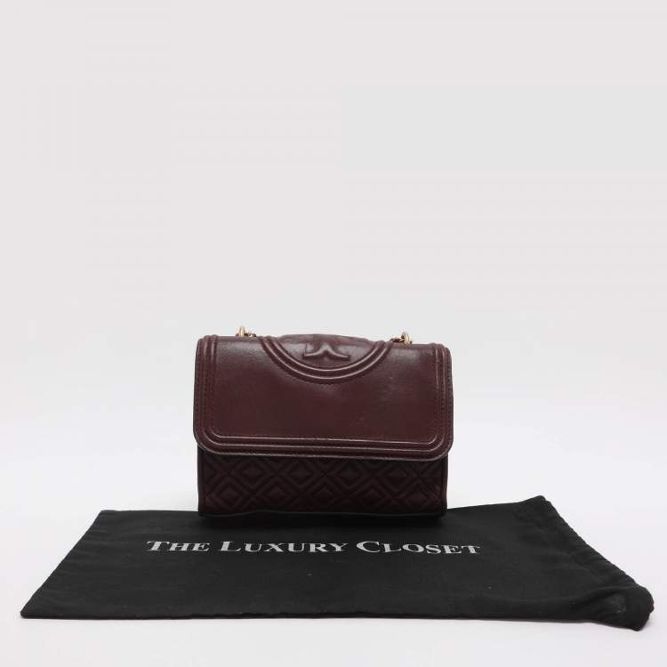 مملوكة مسبقًا Tory Burch Fleming Small Burgundy Leather Shoulder Bag