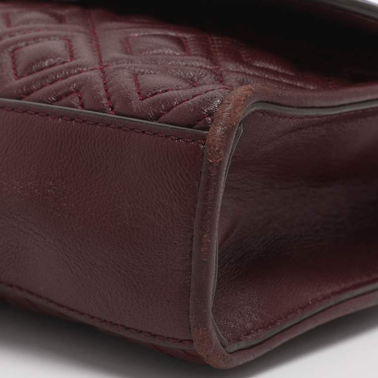 مملوكة مسبقًا Tory Burch Fleming Small Burgundy Leather Shoulder Bag