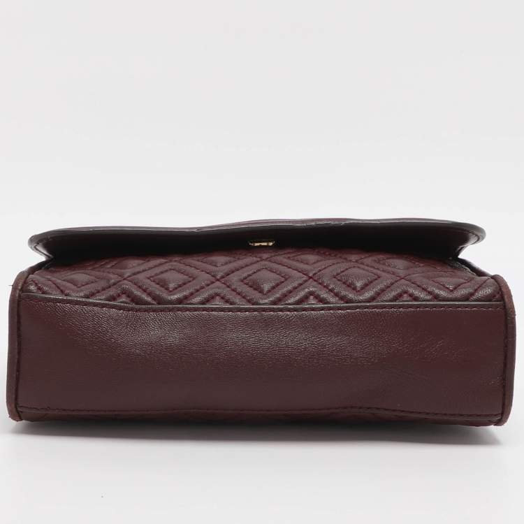 مملوكة مسبقًا Tory Burch Fleming Small Burgundy Leather Shoulder Bag