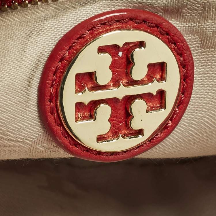 Pre Owned Tory Burch Perforated Logo Flap Red Leather Crossbody Bag