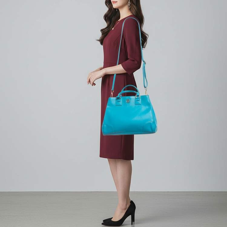 مملوكة مسبقًا Tory Burch Robinson Snap Light Blue Leather Tote
