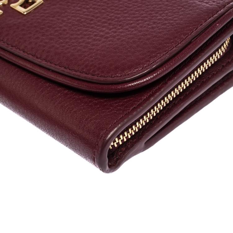 Pre Owned Tory Burch Burgundy Leather Logo Flap Continental Wallet