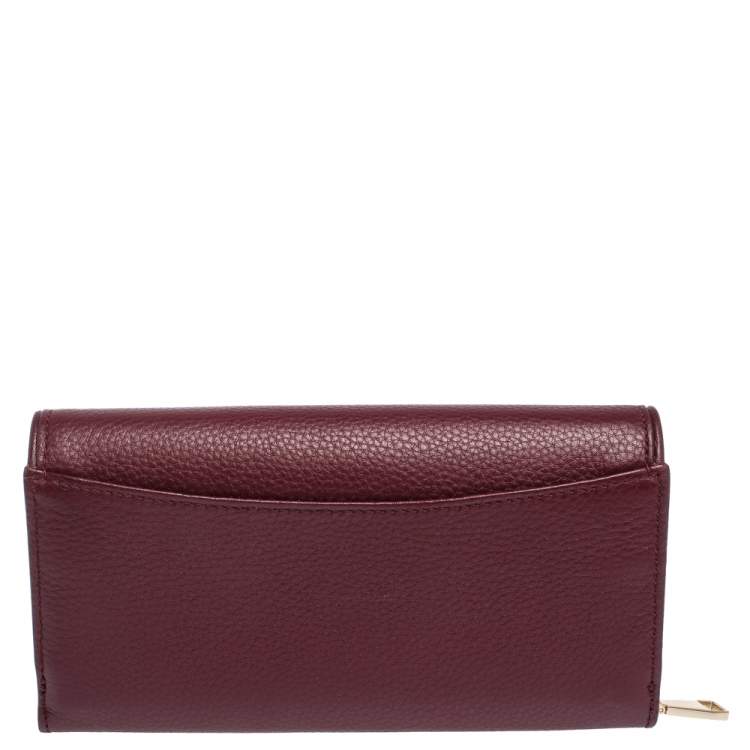 Pre Owned Tory Burch Burgundy Leather Logo Flap Continental Wallet