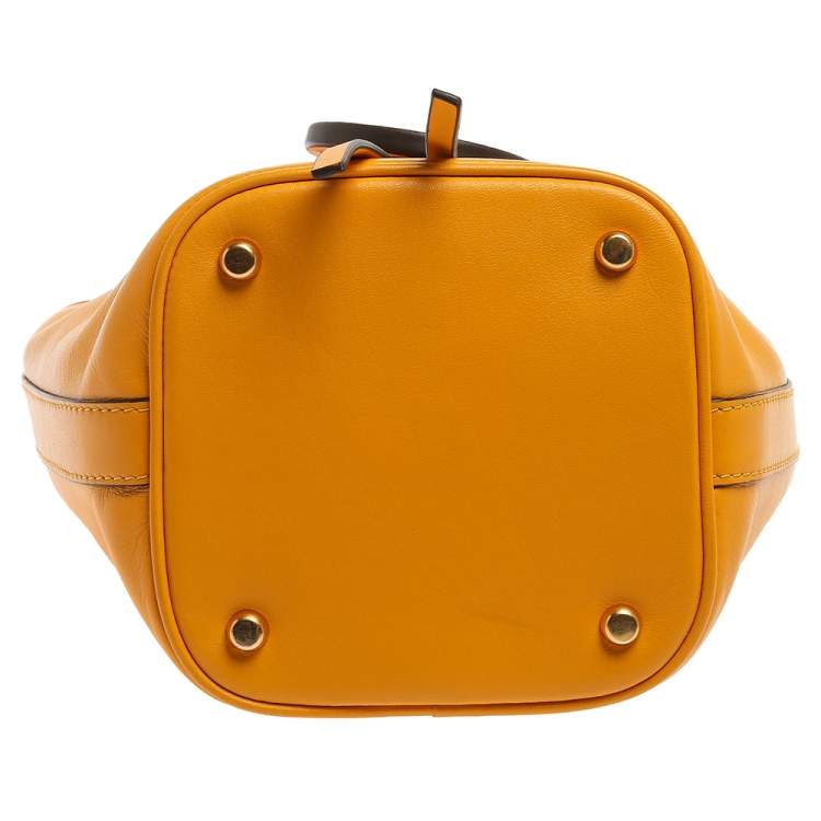 Pre Owned Tory Burch Yellow Leather Miller Bucket Bag