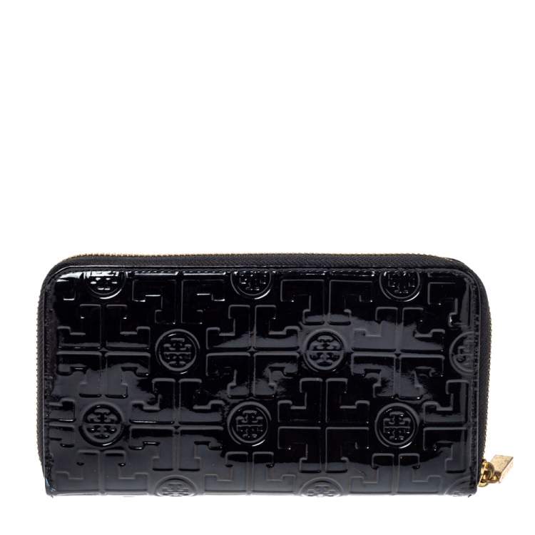 Pre Owned Tory Burch Black Patent Leather Embossed Logo Zip Around Wallet 