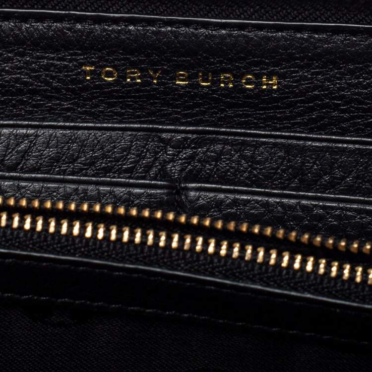Pre Owned Tory Burch Black Leather Zip Around Wallet  