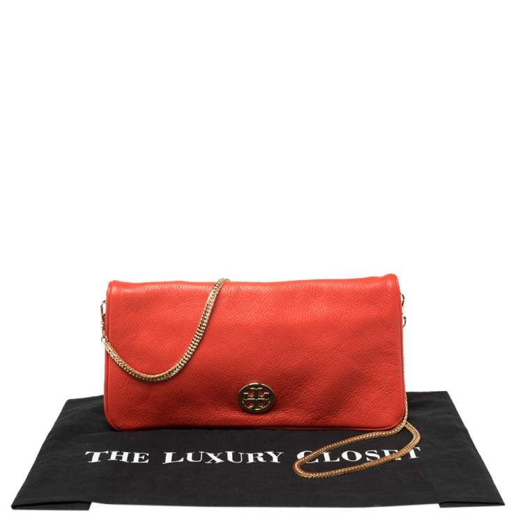 Pre Owned Tory Burch Red Leather Logo Chain Clutch 