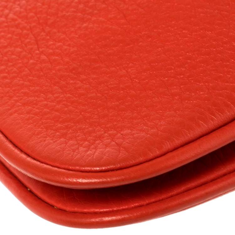 Pre Owned Tory Burch Red Leather Logo Chain Clutch 
