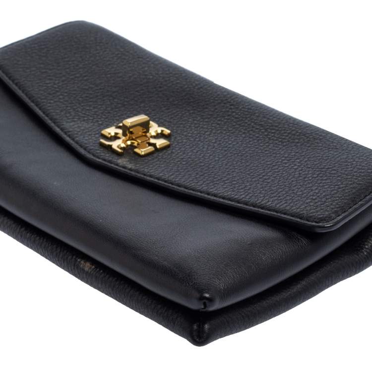 Pre Owned Tory Burch Black Leather Kira Chain Clutch
