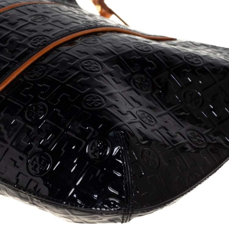 Pre Owned Tory Burch Black Monogram Embossed Patent Leather Snap Hobo