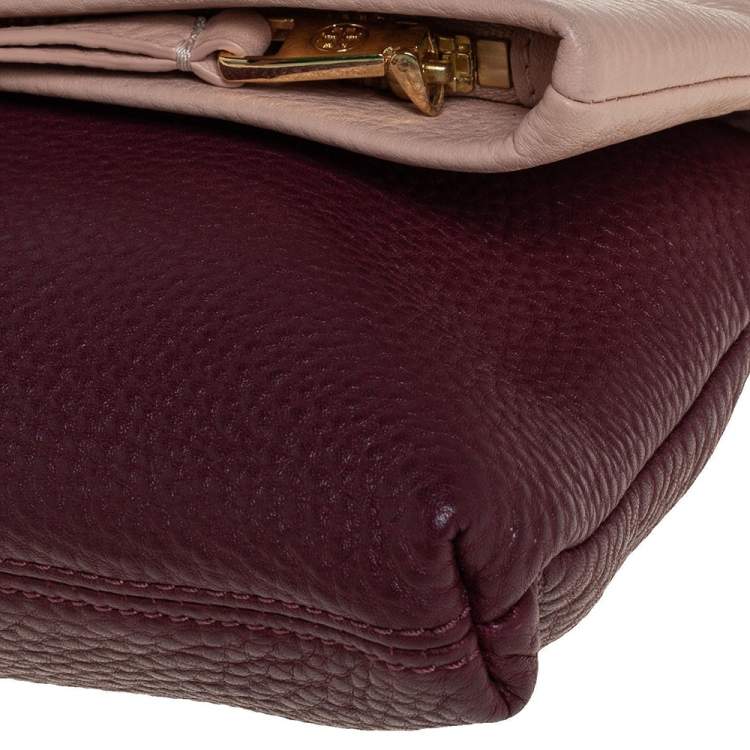 Pre Owned Tory Burch Bordeaux/Peach Grained Leather Fold Over Clutch Bag