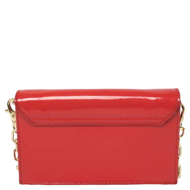 Pre Owned Tory Burch Red Patent Leather Bow Wallet On Chain