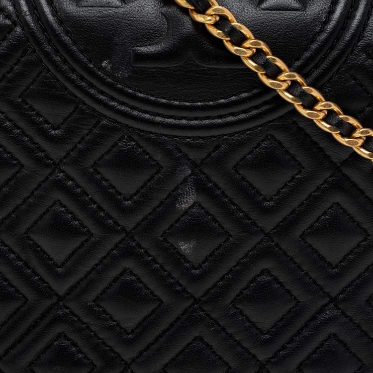 Pre Owned Tory Burch Black Quilted Leather Fleming Chain Clutch