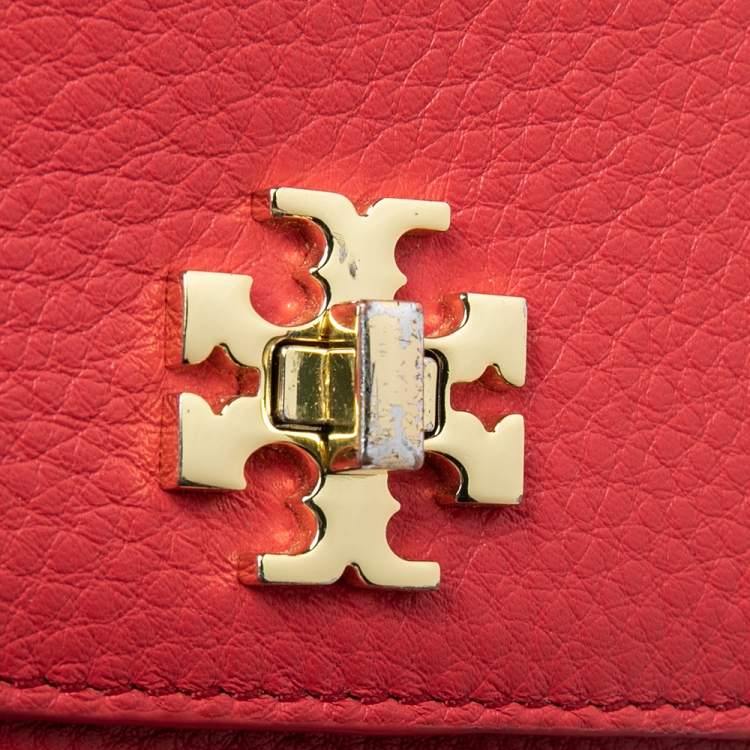Pre Owned Tory Burch Coral Red Pebbled Leather Kira Crossbody Bag