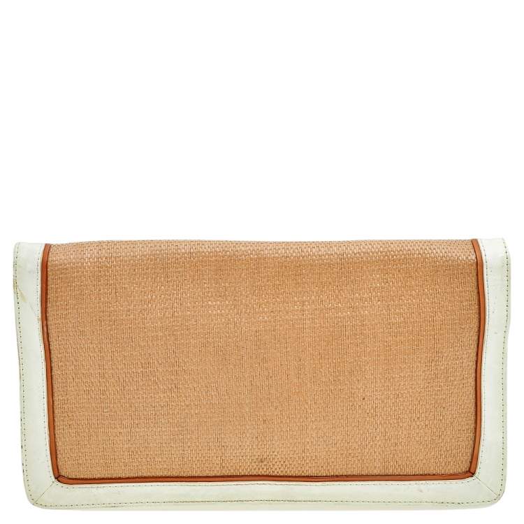 Pre Owned Tory Burch Beige/Off White Raffia And Patent Leather Reva Foldover Clutch