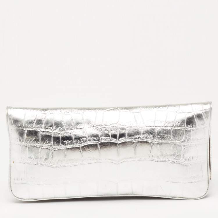 Pre Owned Tory Burch Silver Croc Embossed Glossy Leather Clutch