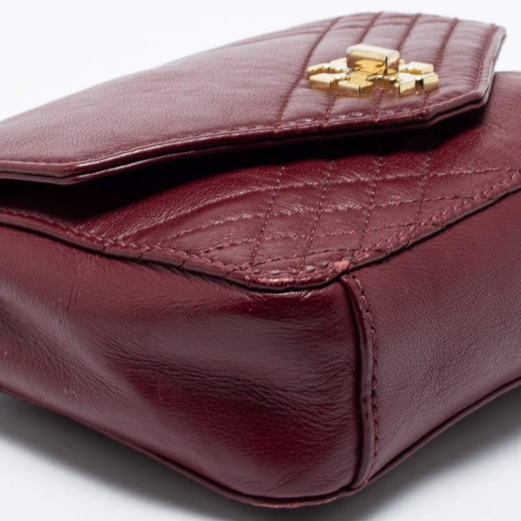 Pre Owned Tory Burch Burgundy Quilted Leather Crossbody Bag