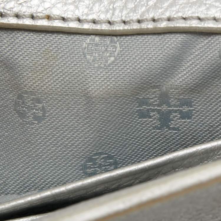 Pre Owned Tory Burch Silver Leather Mini Kira Crossbody Bag