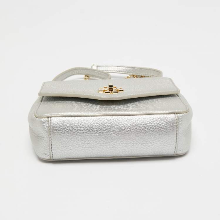 Pre Owned Tory Burch Silver Leather Mini Kira Crossbody Bag