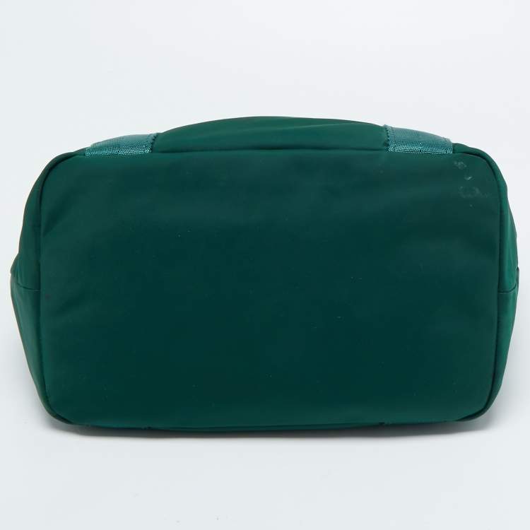 مملوكة مسبقًا Tory Burch Green Nylon and Patent Leather Quinn Tote