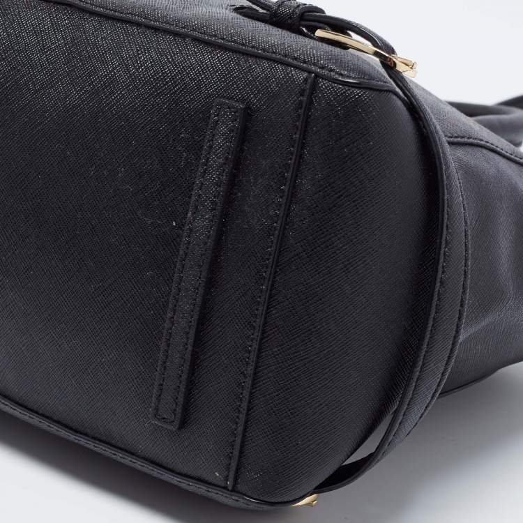 Pre Owned Tory Burch Black Leather Small Robinson Tote