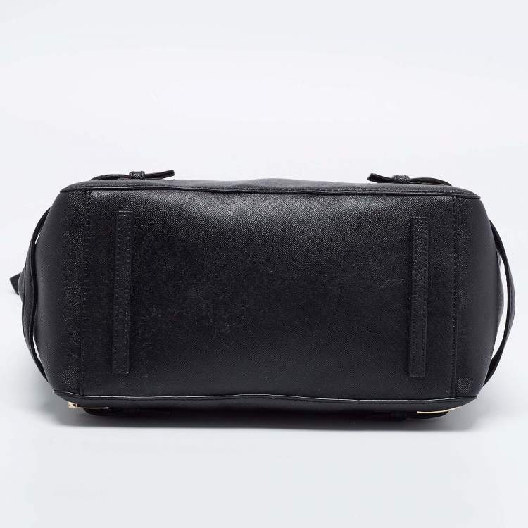 Pre Owned Tory Burch Black Leather Small Robinson Tote