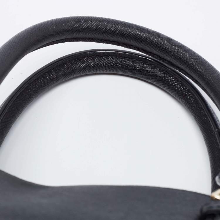 Pre Owned Tory Burch Black Leather Small Robinson Tote