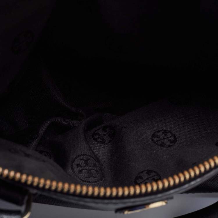 Pre Owned Tory Burch Black Leather Small Robinson Tote